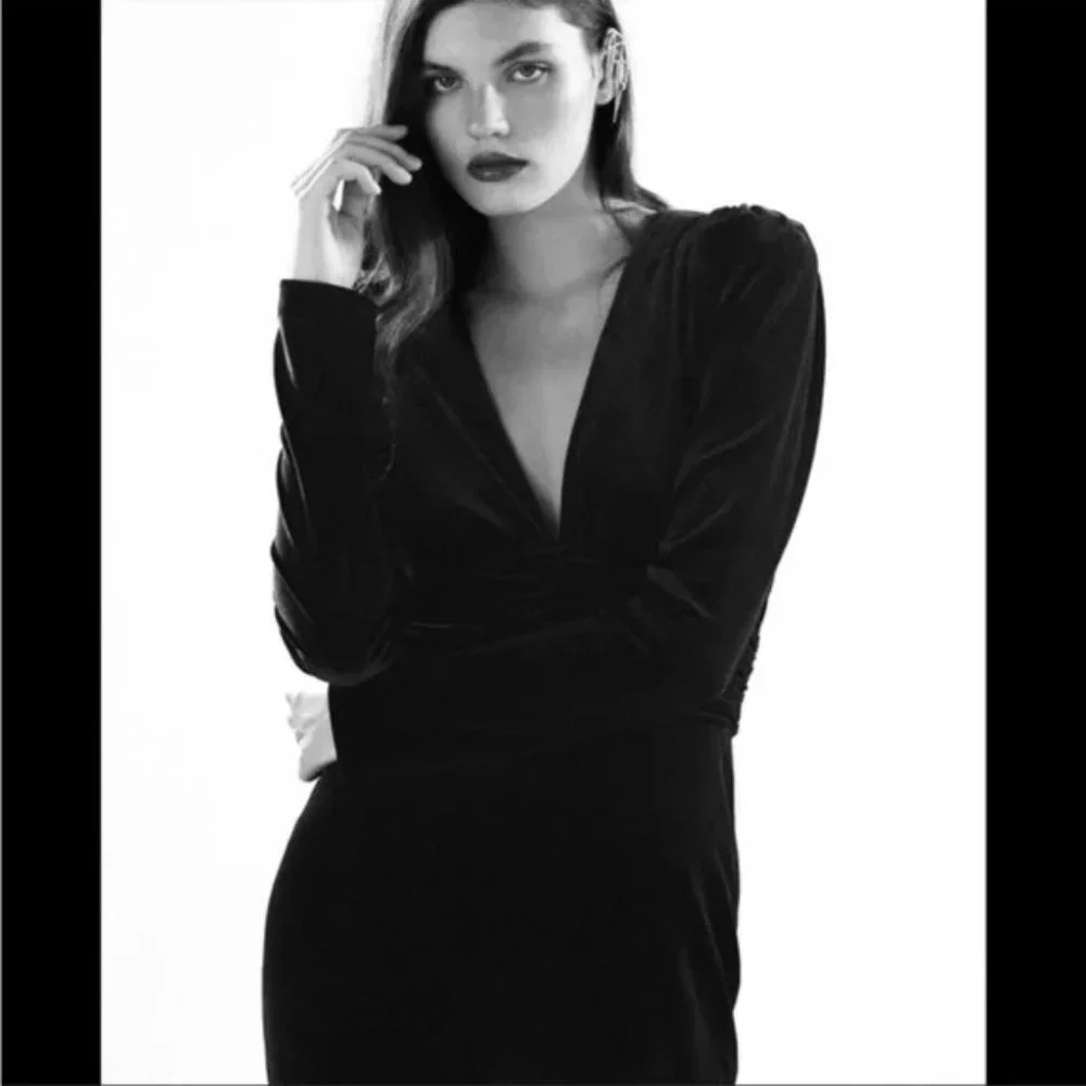 Zara Black Jumpsuit Velvet. SZ S - Picture 2 of 6